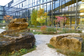 Scheuermann-Naturstein-Showroom-Schuettgueter-22